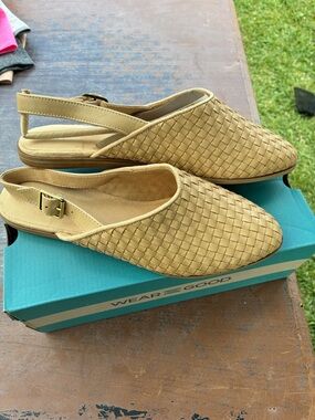 Toms Woven Slingback Flats in Tan
